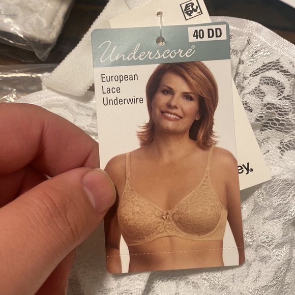 JCPenney Bras this model in size 40 DD only, NWT $17, other colors and sizes - Picture 4 of 9